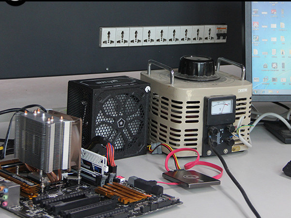 電腦采用調(diào)壓器案例