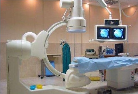 高精密設(shè)備為何要采用無觸點(diǎn)穩(wěn)壓器？和一般穩(wěn)壓器有什么不同呢？